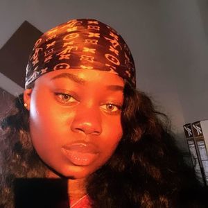 Meet your Posher, Kenya